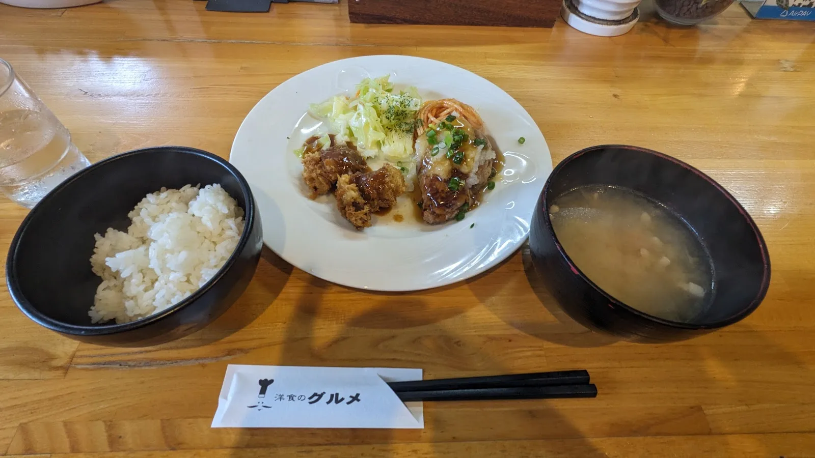 洋食のグルメ · 12