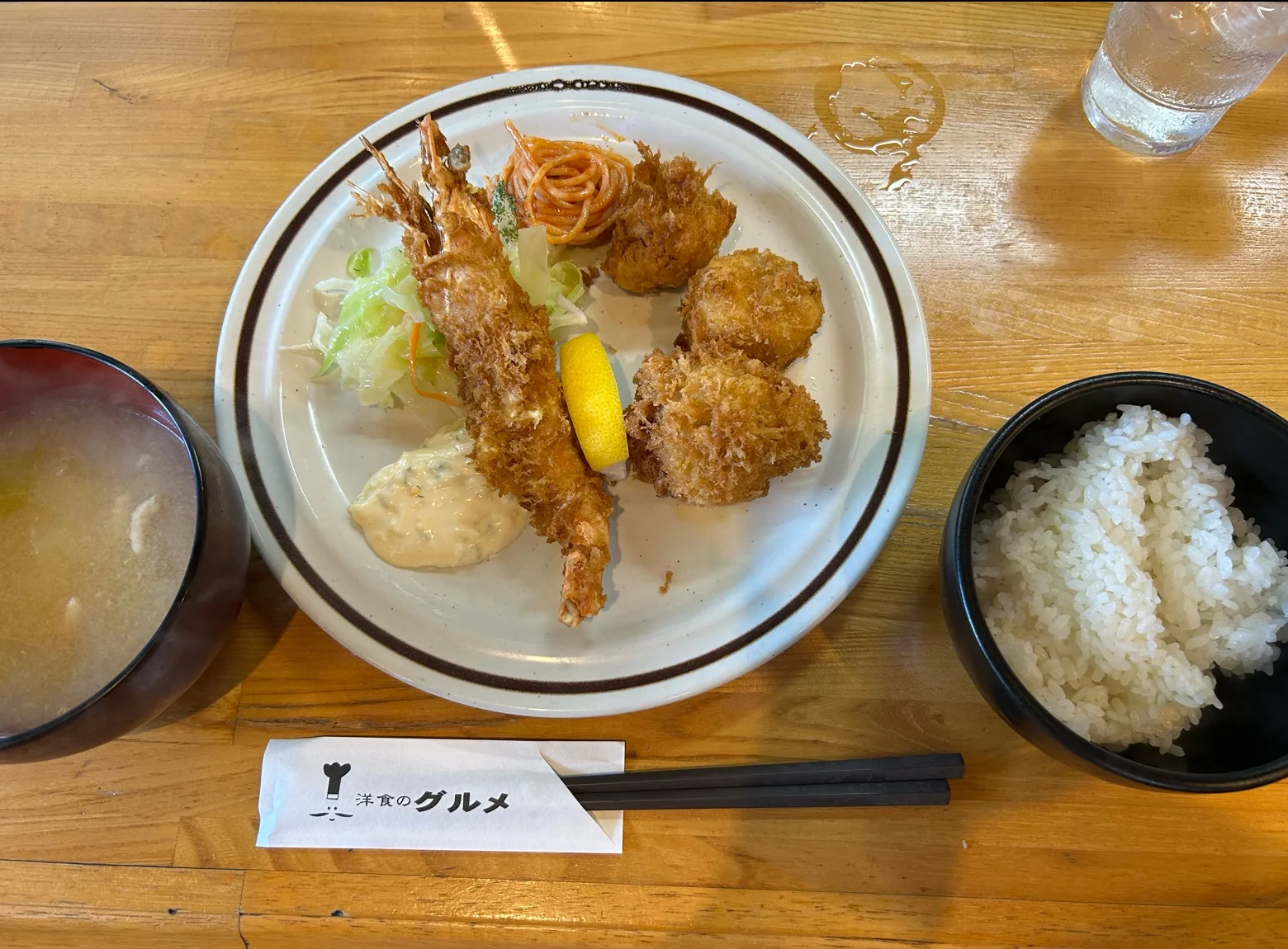 洋食のグルメ · 7